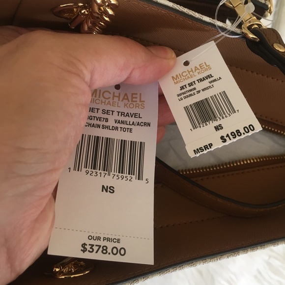 Last set✨Michael Kors LG shoulder tote&wallet - Picture 5 of 8